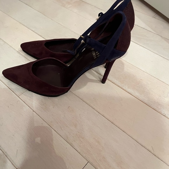 Stuart Weissman Suede Maroon Heels - Picture 2 of 3